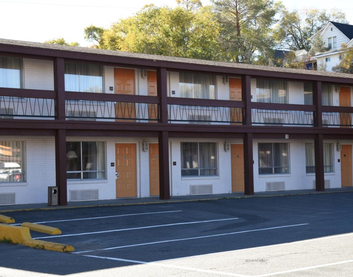 Thunderbird Motel Elko Exterior photo