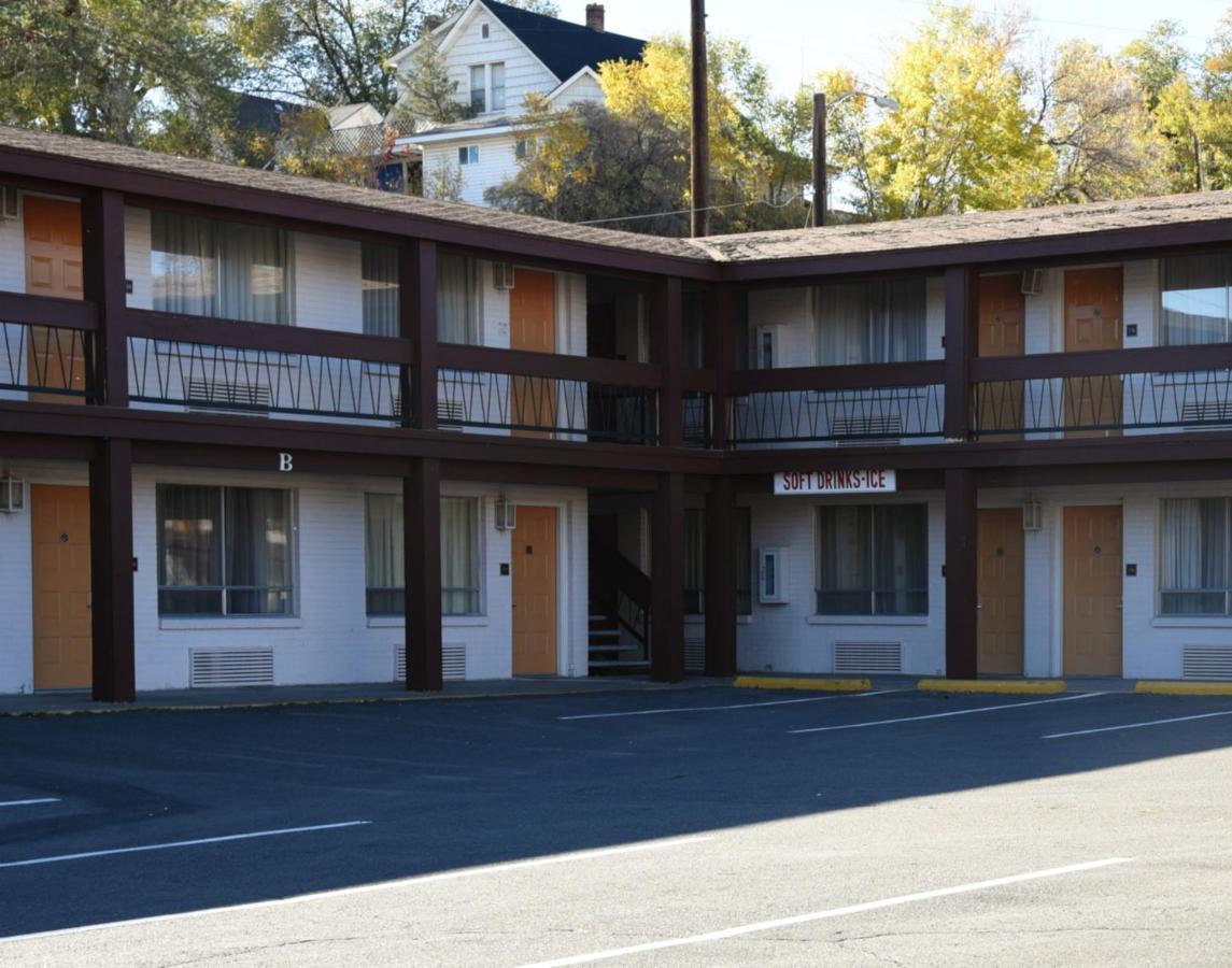 Thunderbird Motel Elko Exterior photo