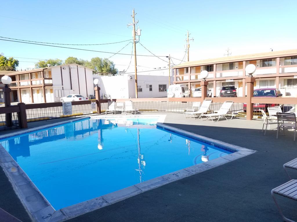 Thunderbird Motel Elko Exterior photo