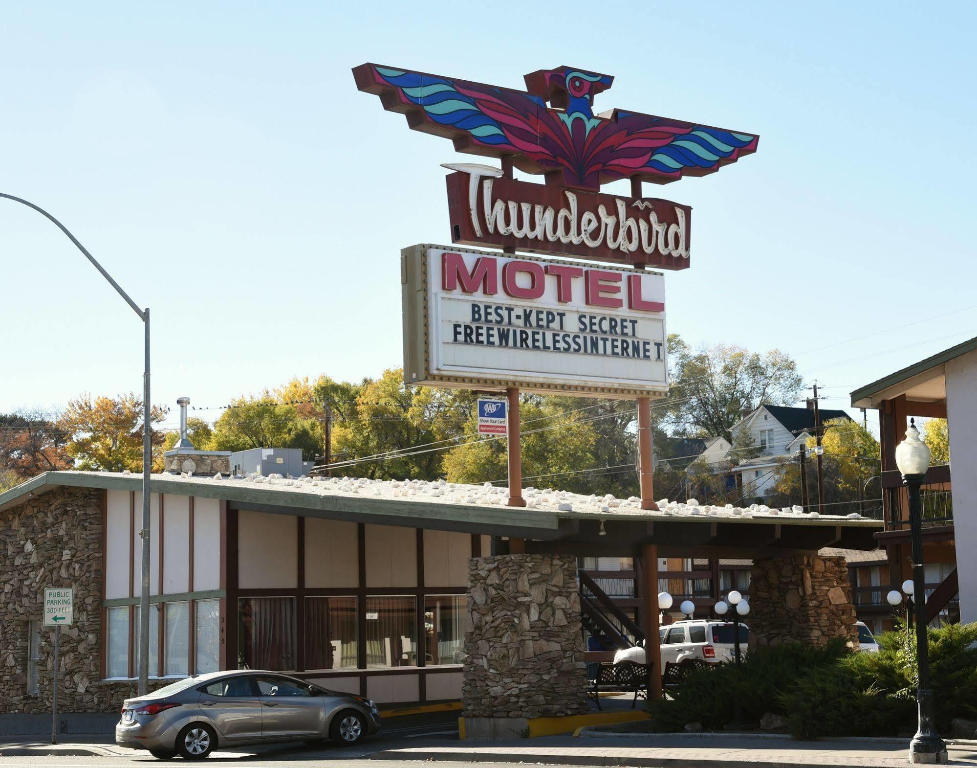 Thunderbird Motel Elko Exterior photo